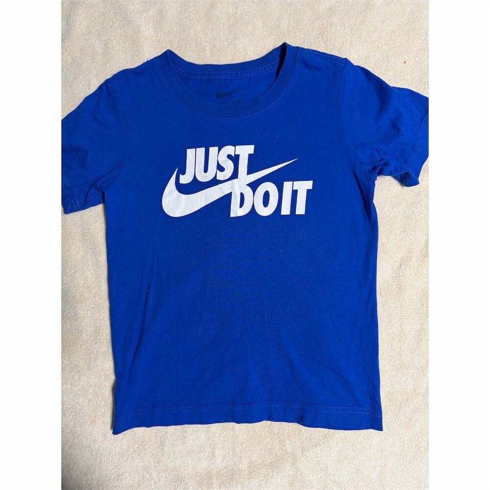Nike Boys T-Shirt Size 7 Blue Just Do It Swoosh Graphic Short Sleeve Crew
